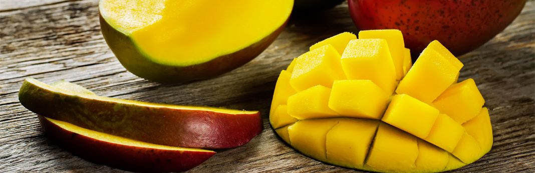 Can Dogs Eat Mango? (Nutrition Guide)