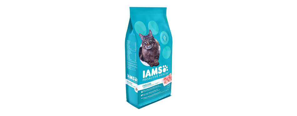 Best for Hairball Control: Iams ProActive Health Weight & Hairball Care Cat Food