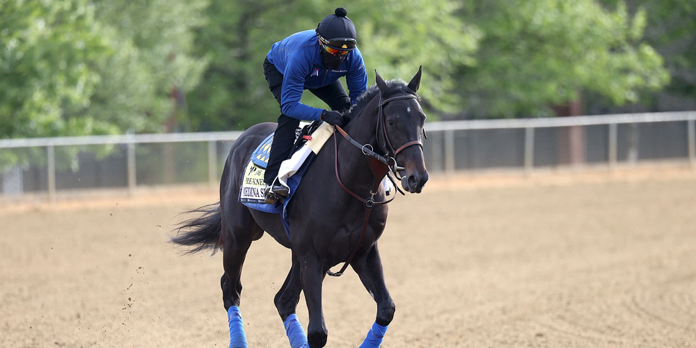 Kentucky-Derby-Horse-Race-Winner,-Medina-Spirit,-Dies-Suddenly-of-a-Heart-Attack