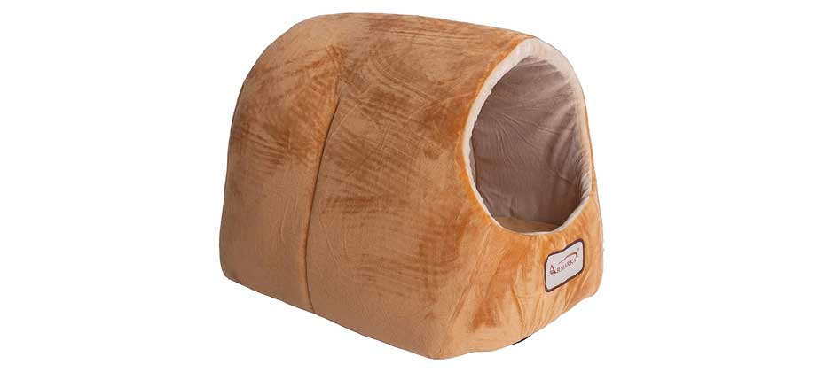 Aeromark Waterproof Igloo Dog House