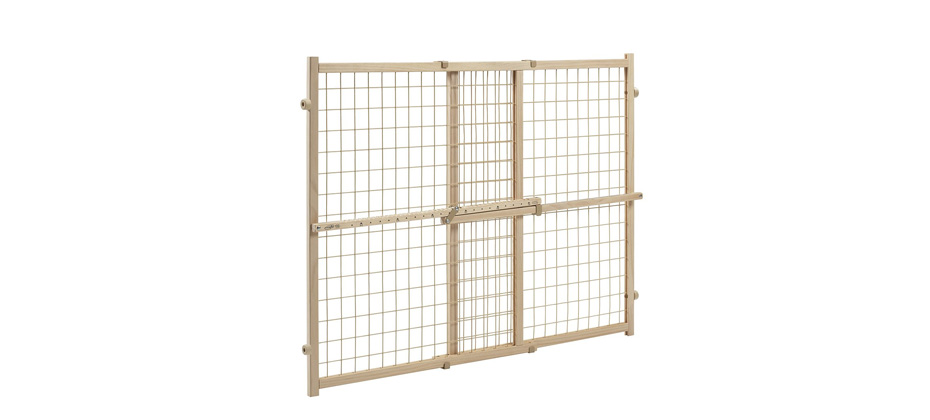 Budget Pick: Evenflo Tall Pressure Mount Wooden Dog Gate