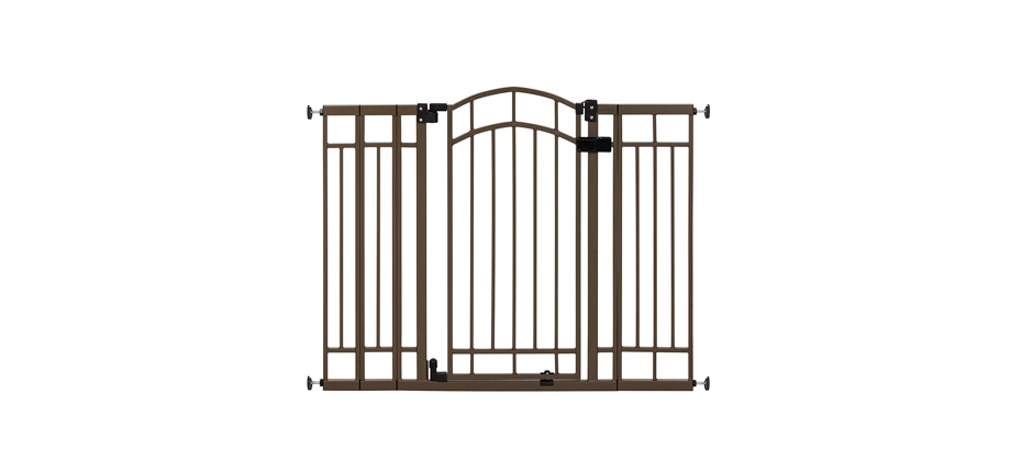 Auto-Close Feature: Summer Infant Extra Tall Dog Gate