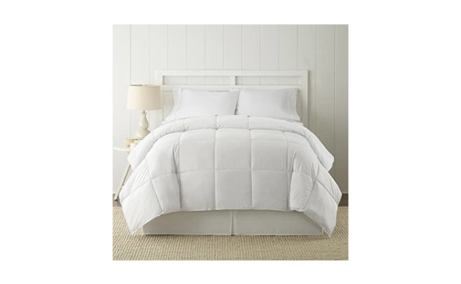 Amrapur Overseas Down Alternative Reversible Comforter