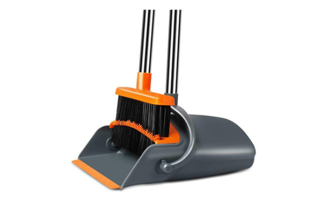 Chouqing Dust Pan and Broom