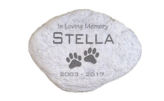 GiftsForYouNow Engraved Pet Memorial Stone