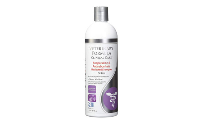 Veterinary Formula Clinical Care Medicated Dog Shampoo